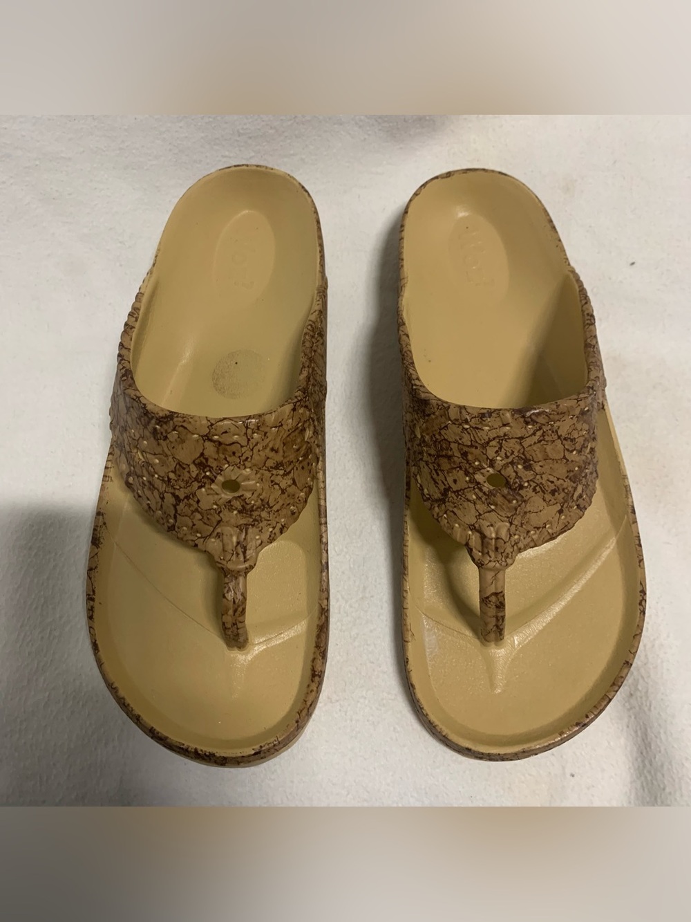 Vaneli Woz? Thong Slides Sandals Women Sz 10 Cork Print Beige Neutral Comfort